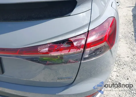 2024 Audi Q4 E-Tron Sportback Premium Plus z USA, uszkodzony, nr VIN WA13UBFZ1RP055624